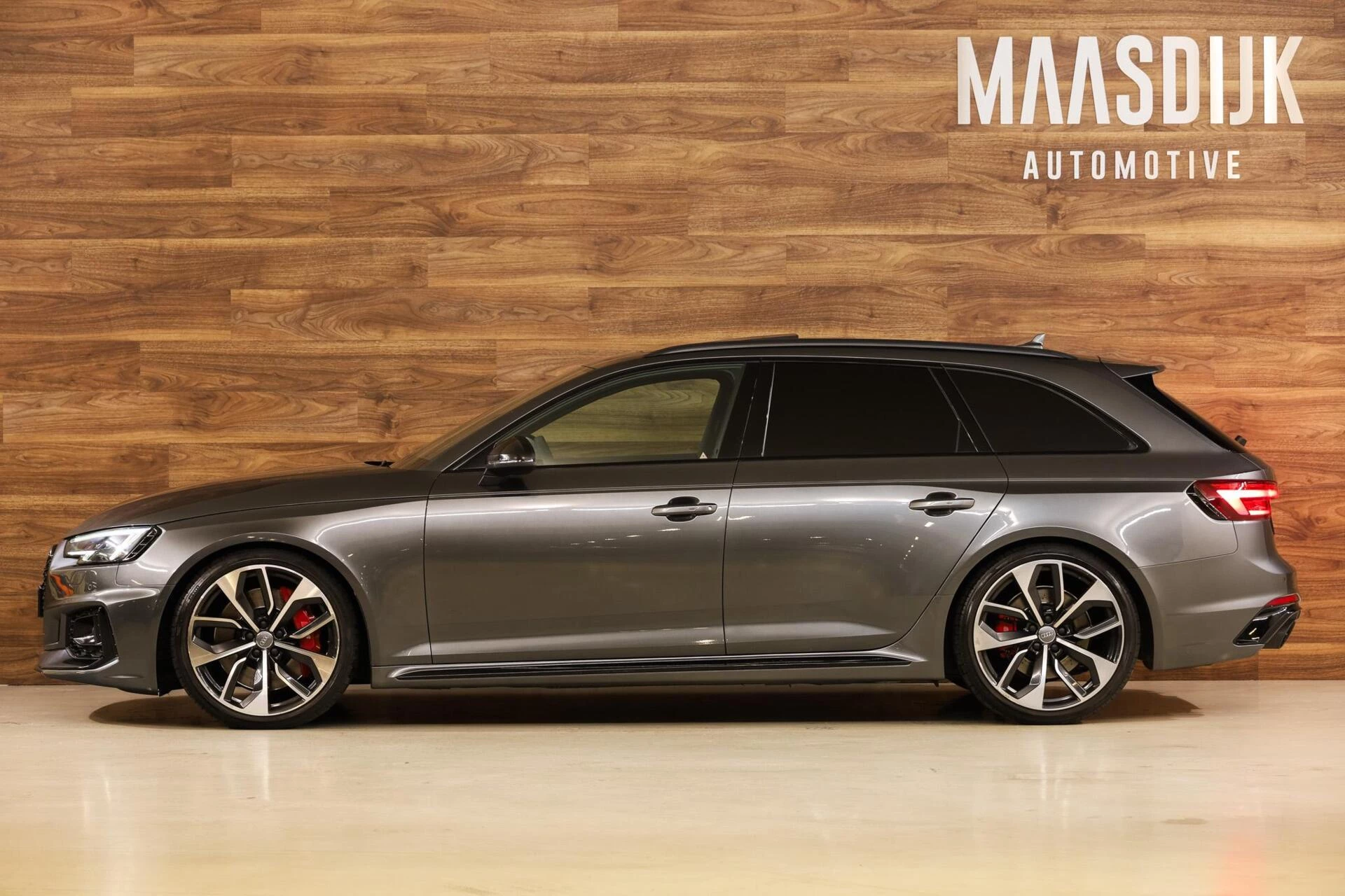 Hoofdafbeelding Audi RS4