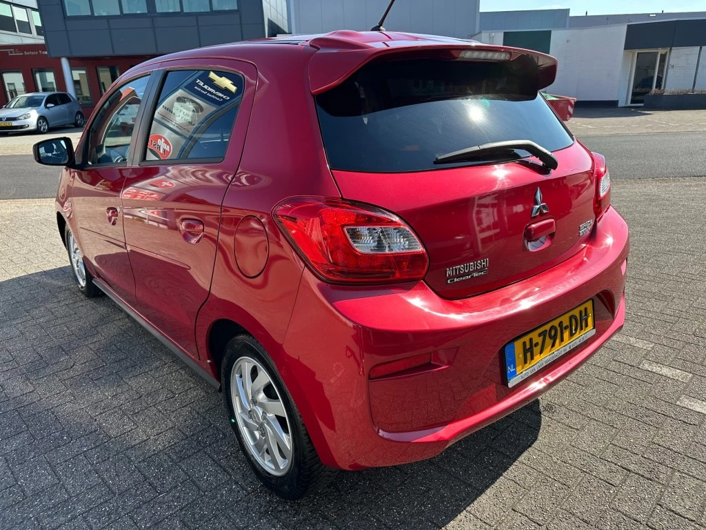 Hoofdafbeelding Mitsubishi Space Star