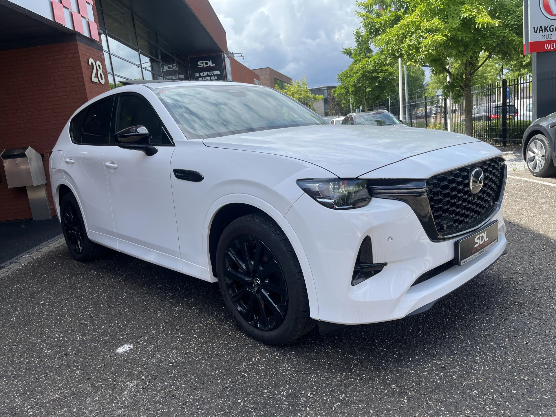Hoofdafbeelding Mazda CX-60