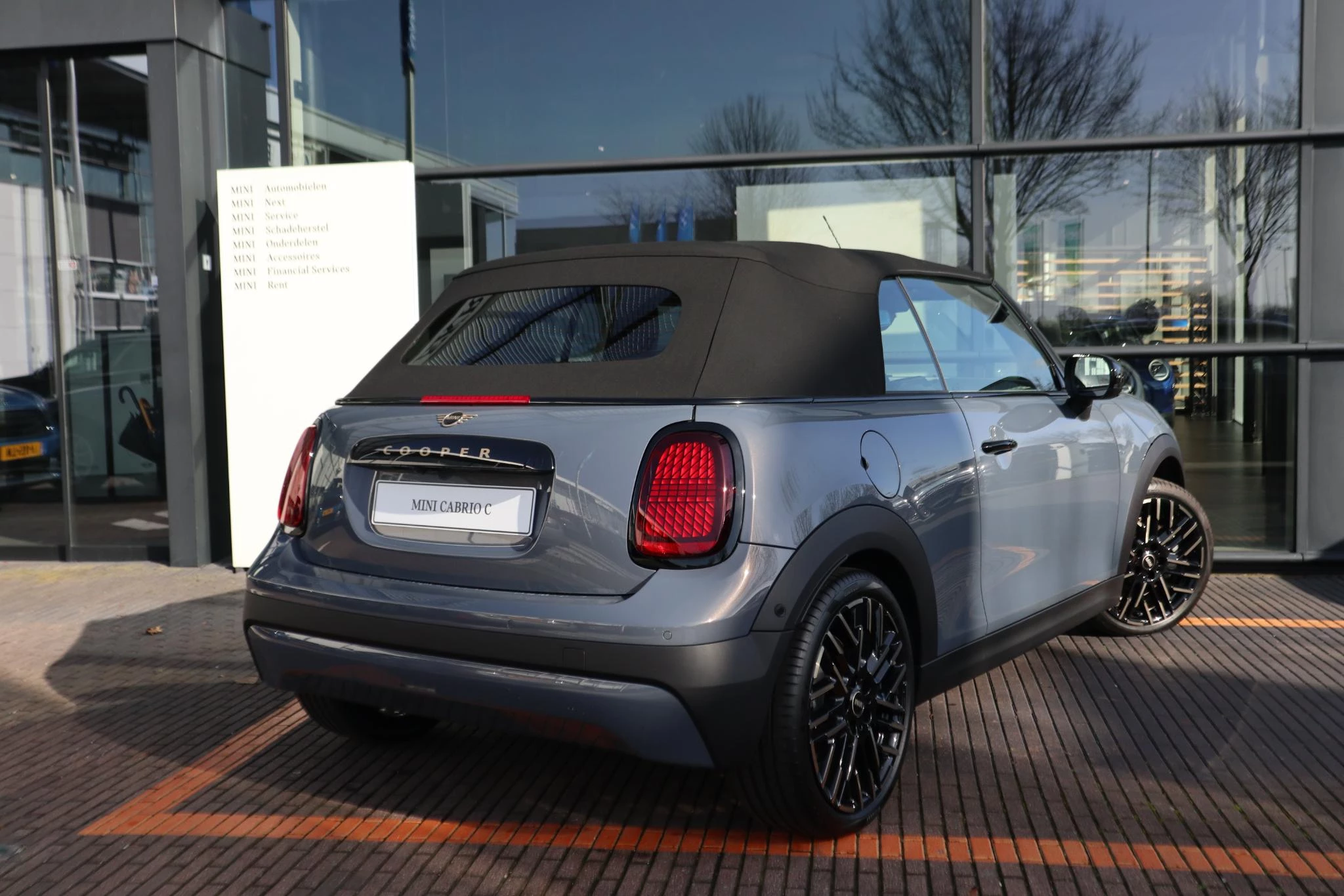 Hoofdafbeelding MINI Cooper Cabrio