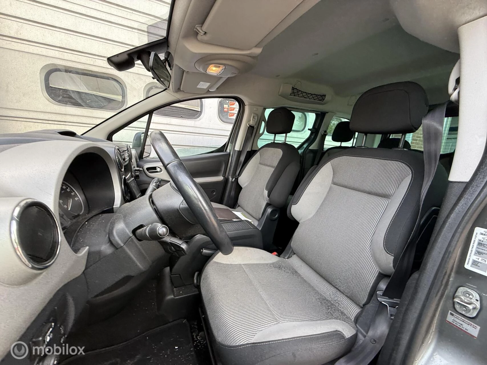 Hoofdafbeelding Peugeot Partner