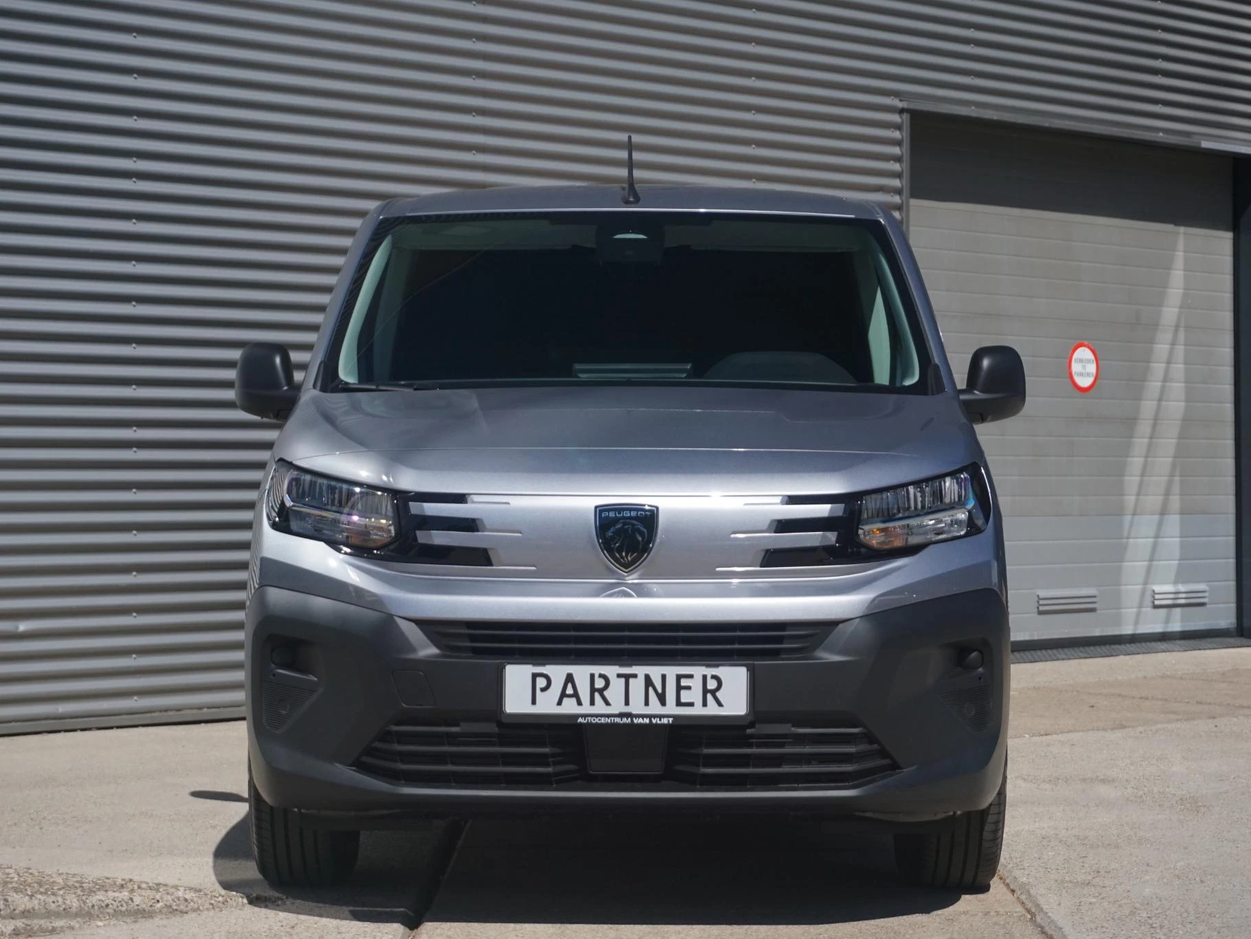 Hoofdafbeelding Peugeot e-Partner