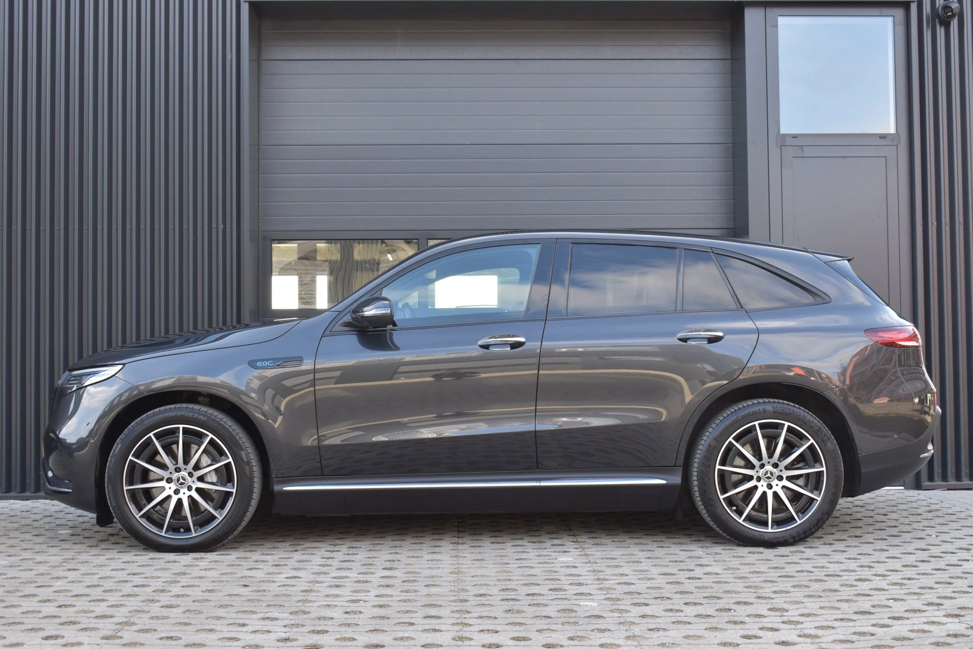 Hoofdafbeelding Mercedes-Benz EQC
