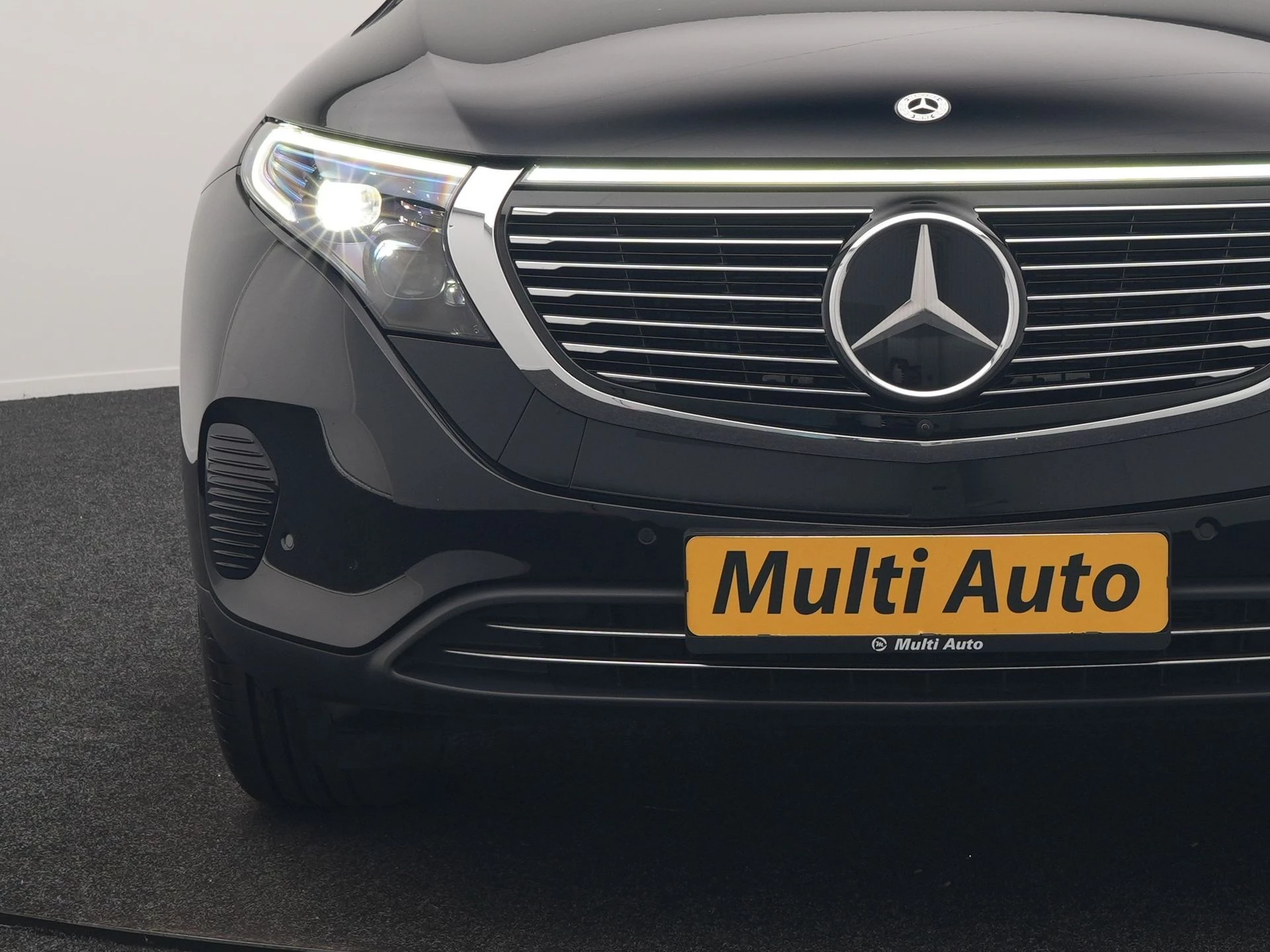 Hoofdafbeelding Mercedes-Benz EQC
