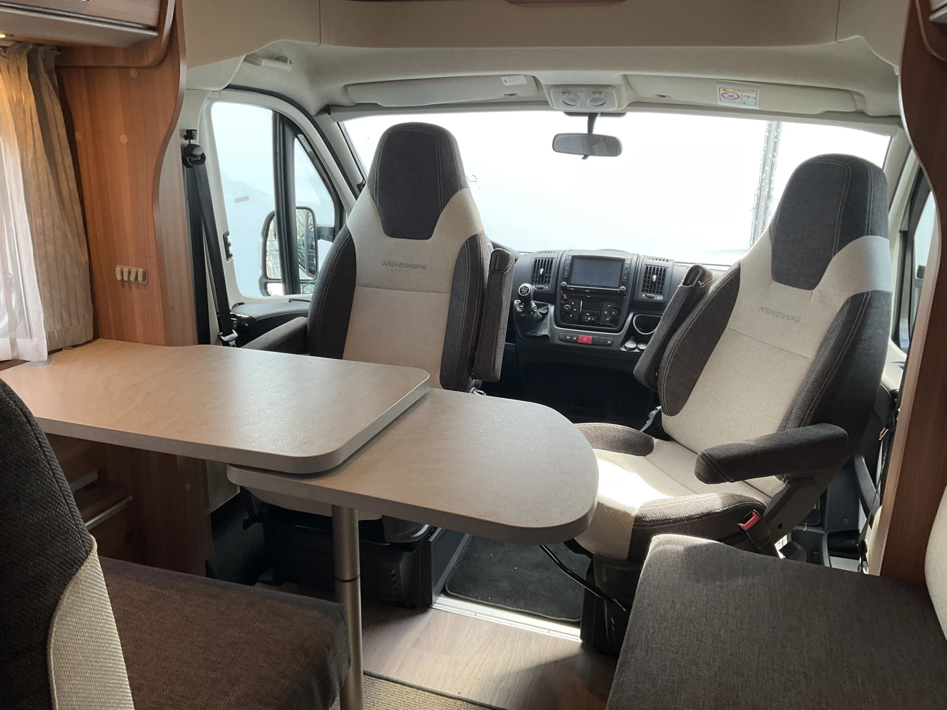 Hoofdafbeelding Weinsberg R57