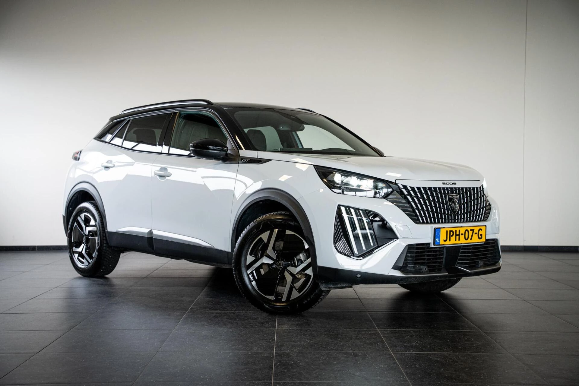 Hoofdafbeelding Peugeot 2008