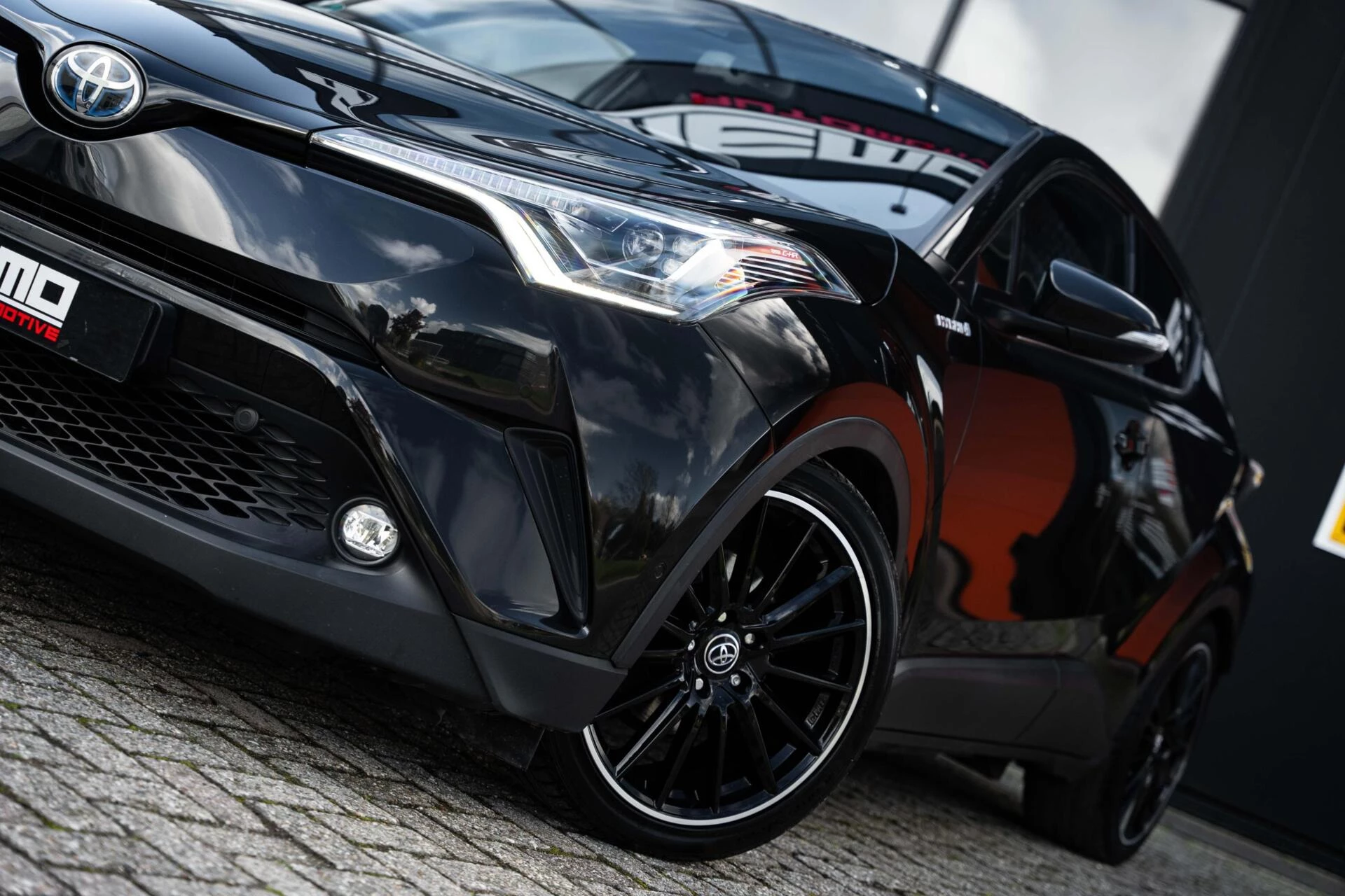Hoofdafbeelding Toyota C-HR