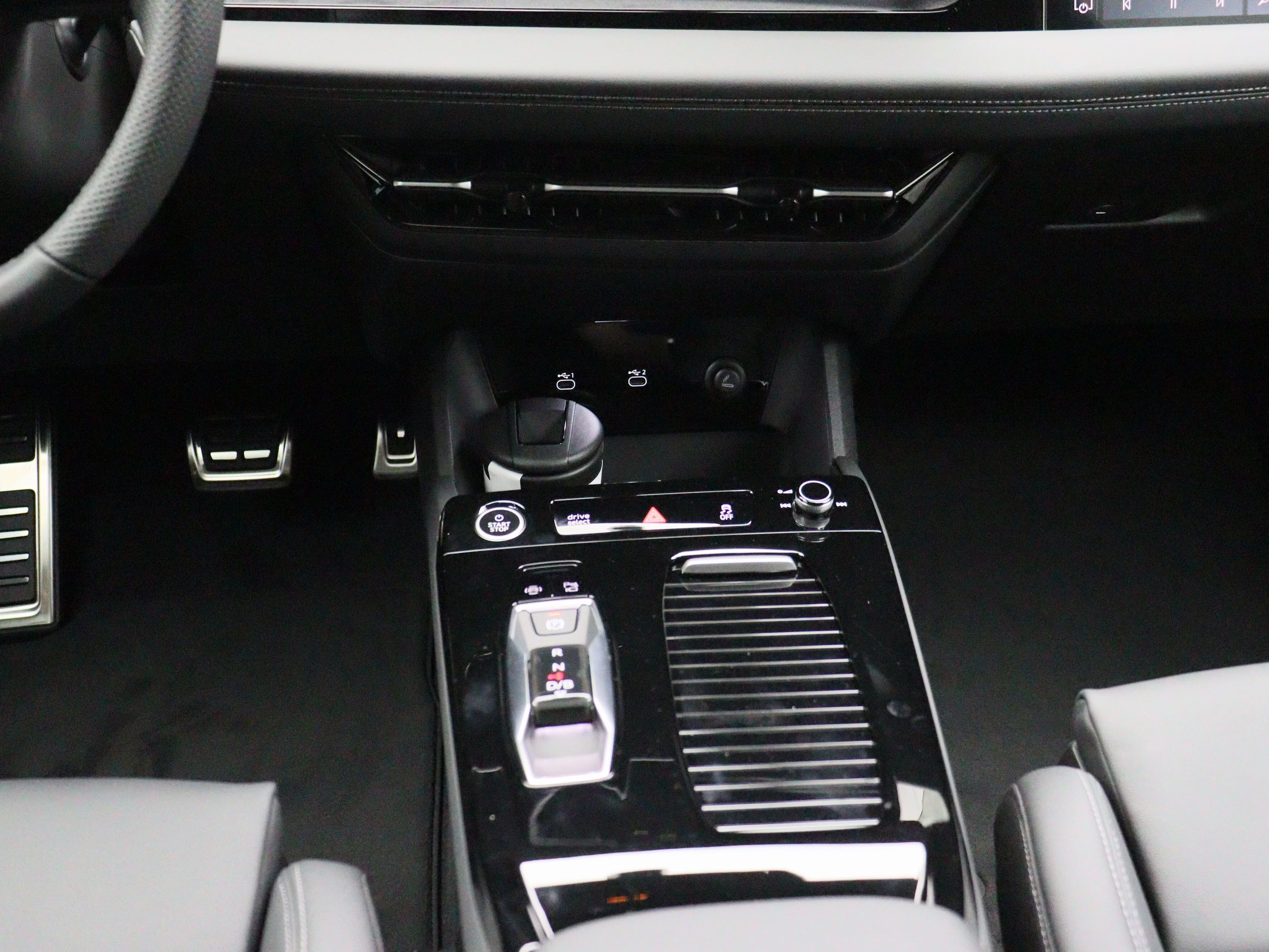 Hoofdafbeelding Audi Q6 e-tron