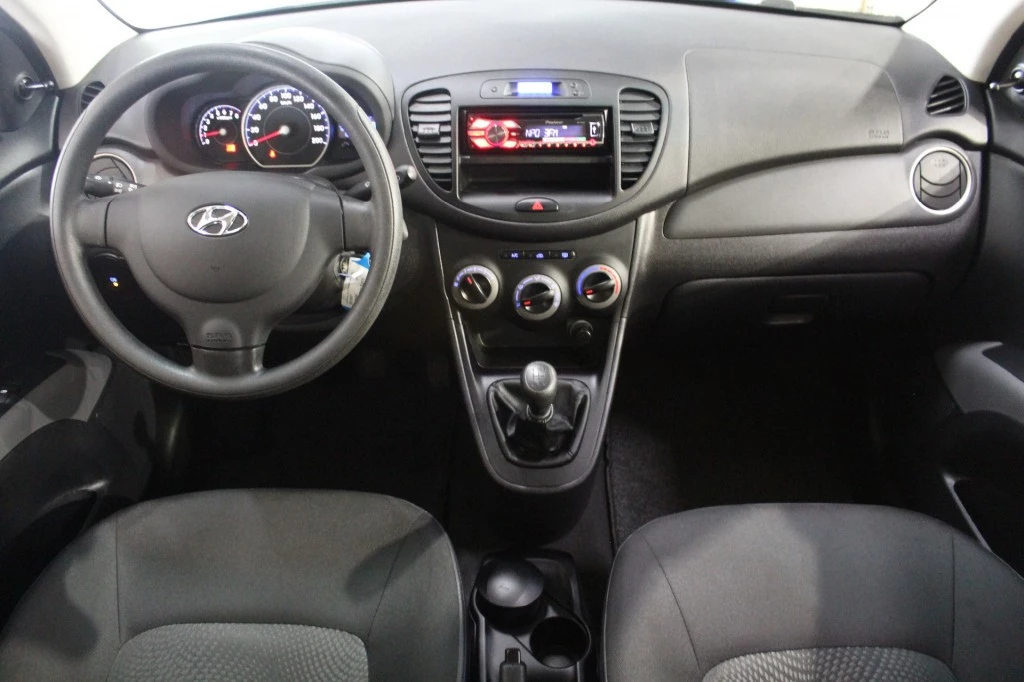 Hoofdafbeelding Hyundai i10
