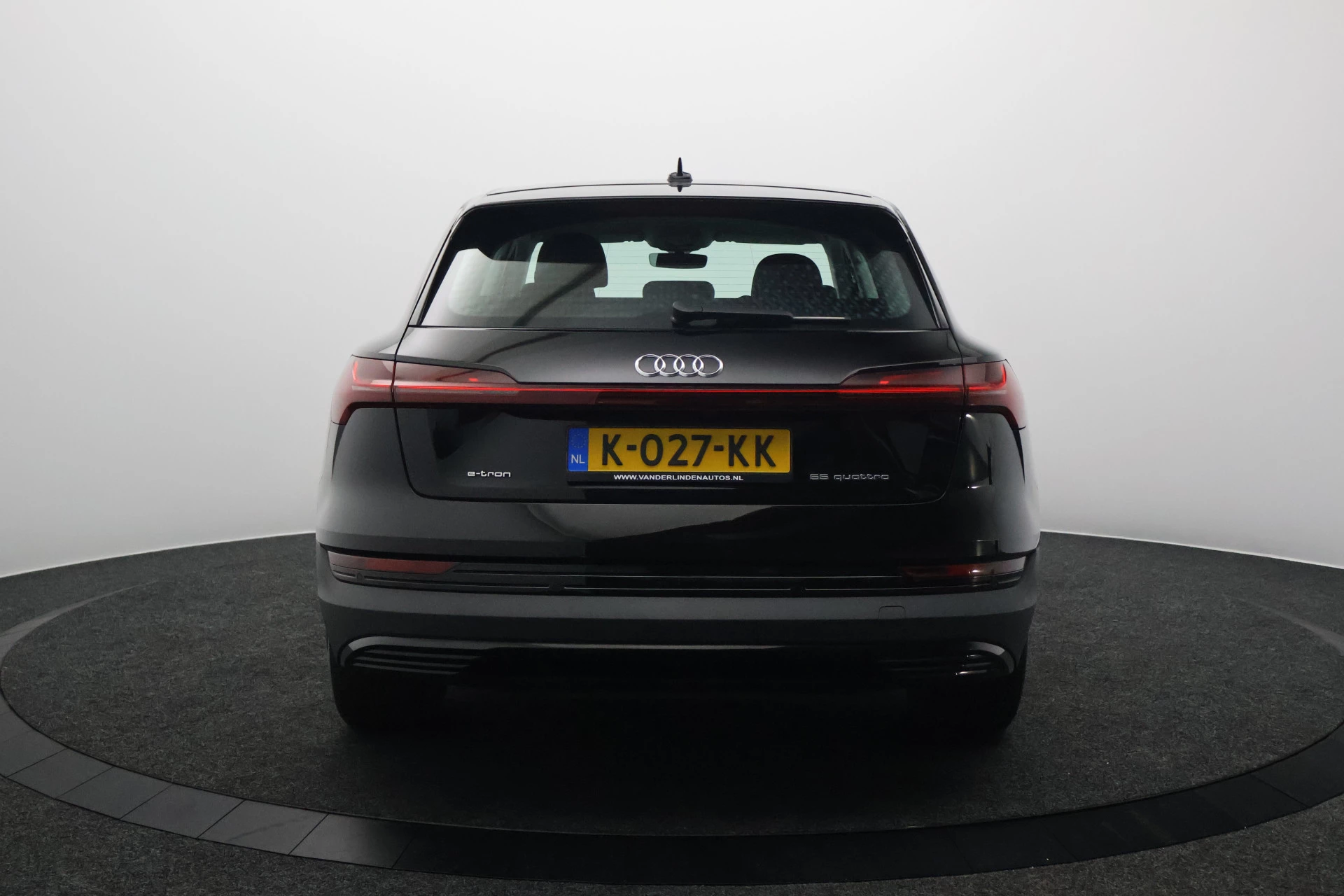 Hoofdafbeelding Audi e-tron