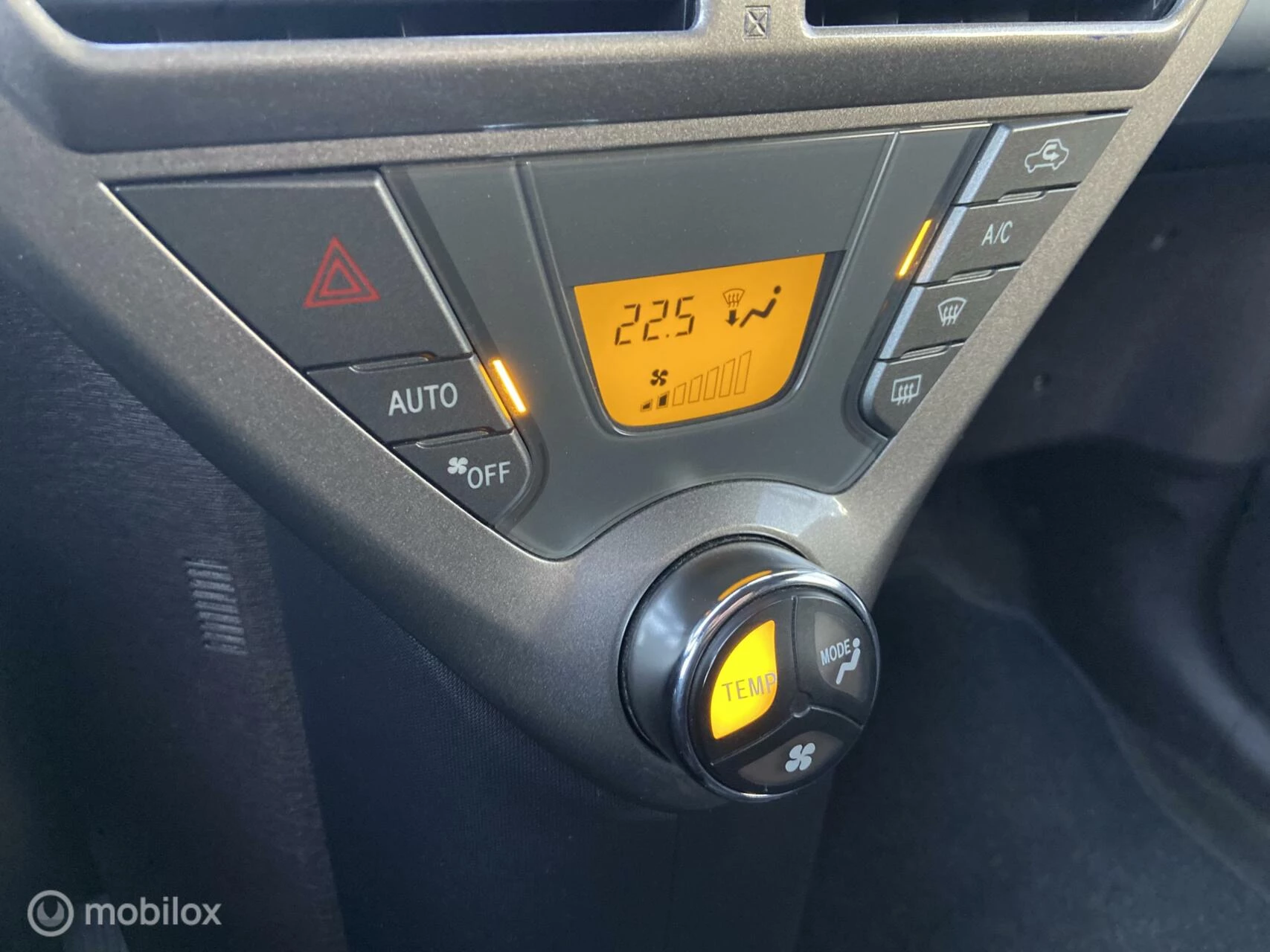 Hoofdafbeelding Toyota iQ