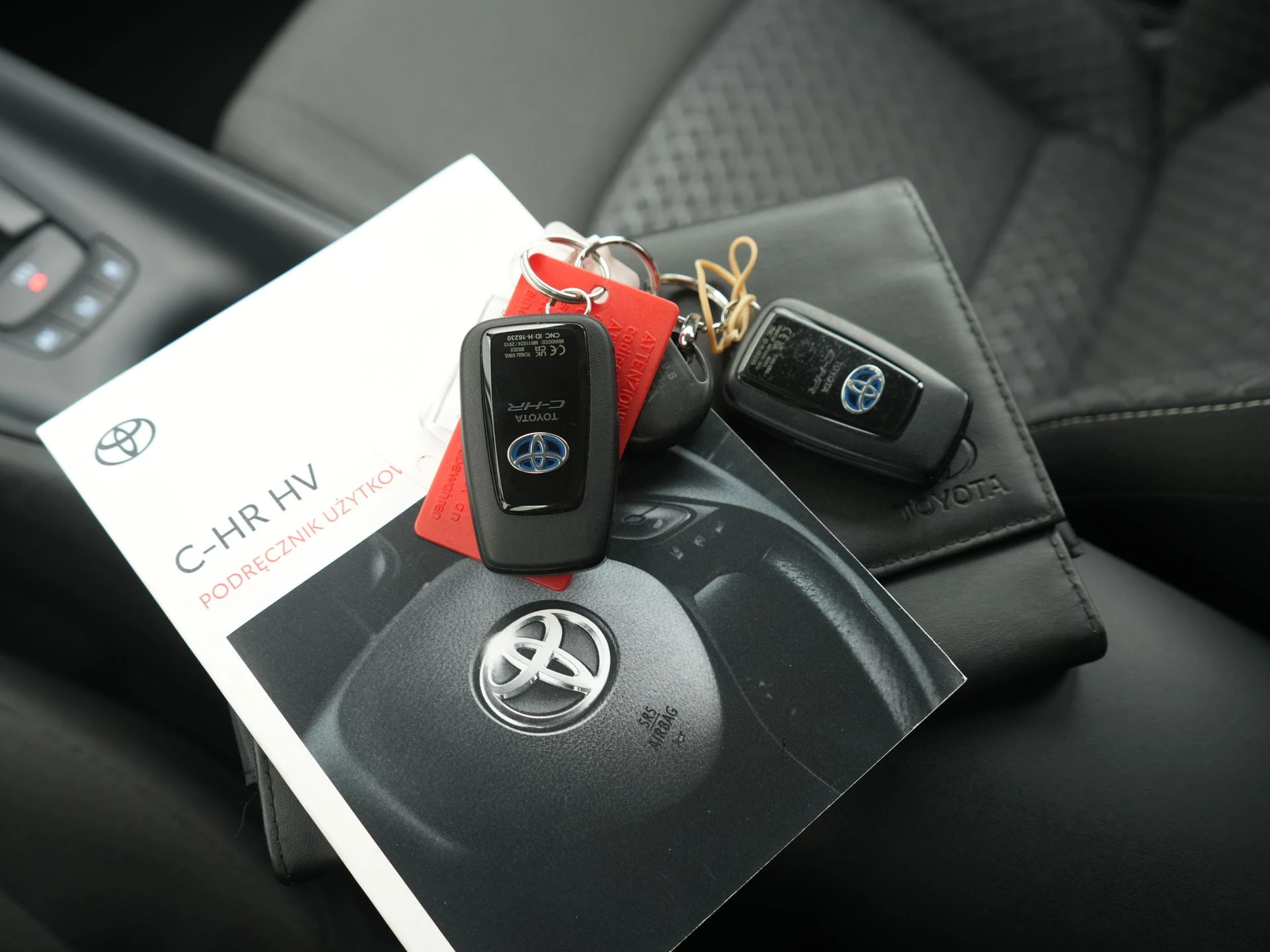 Hoofdafbeelding Toyota C-HR