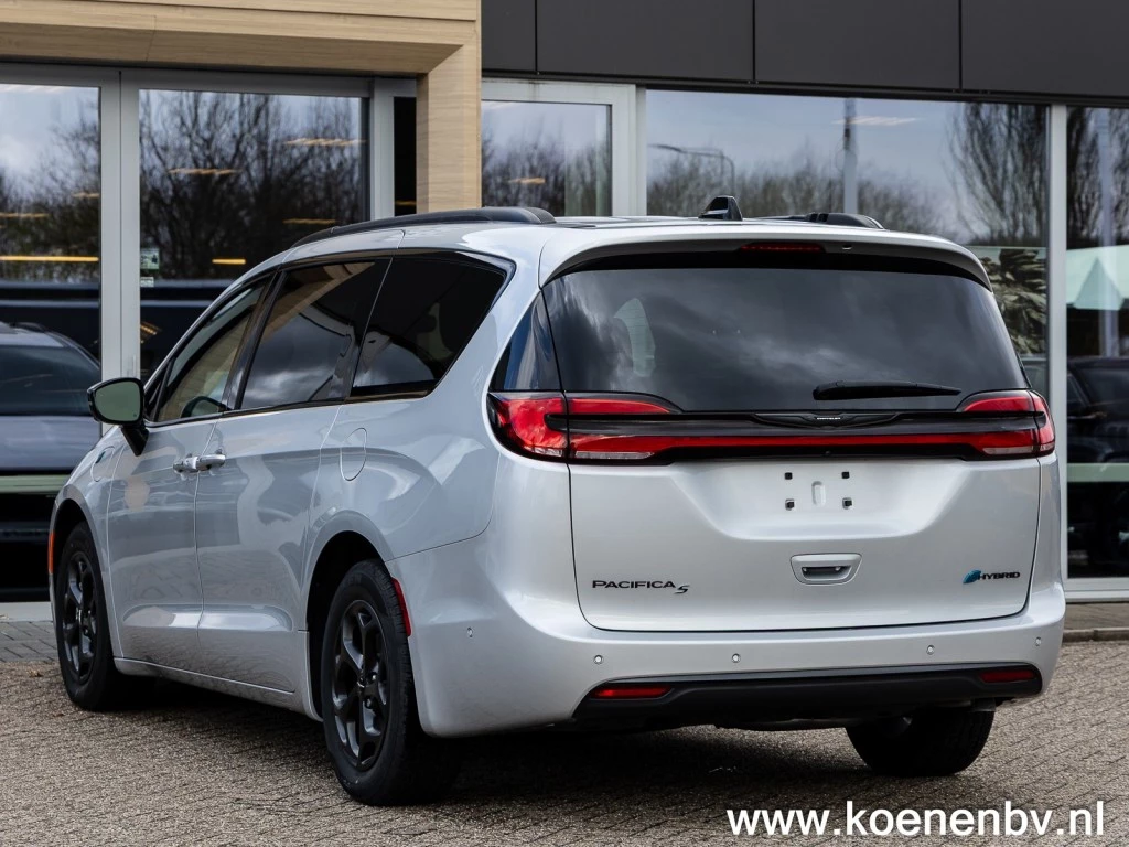 Hoofdafbeelding Chrysler Pacifica