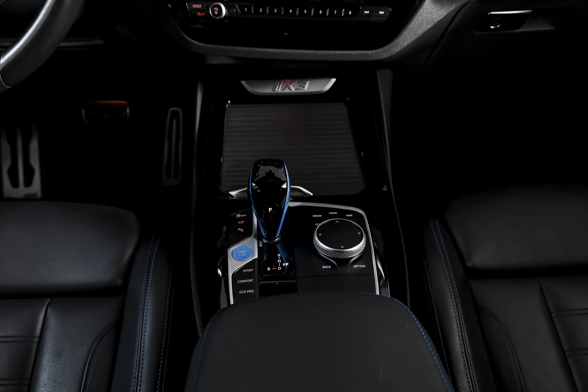 Hoofdafbeelding BMW iX3