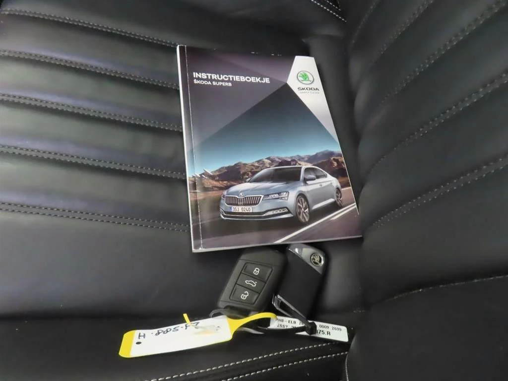 Hoofdafbeelding Škoda Superb