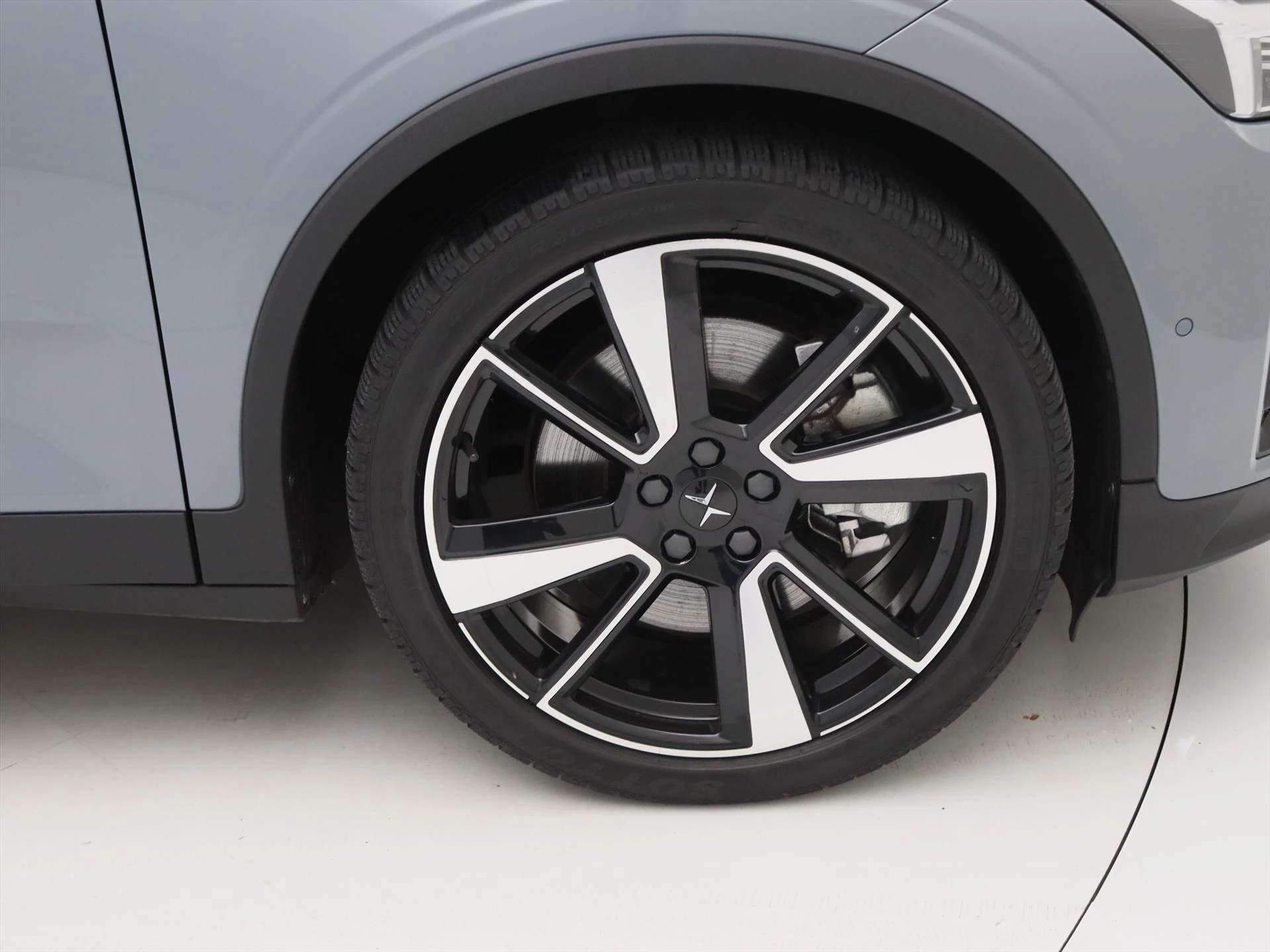 Hoofdafbeelding Polestar 2