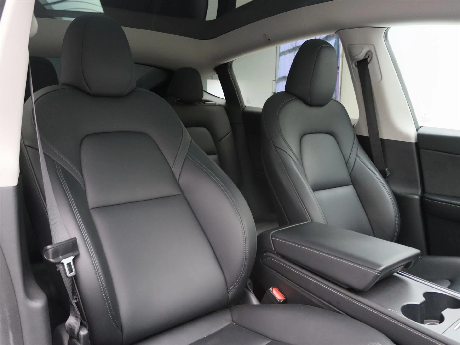 Hoofdafbeelding Tesla Model Y