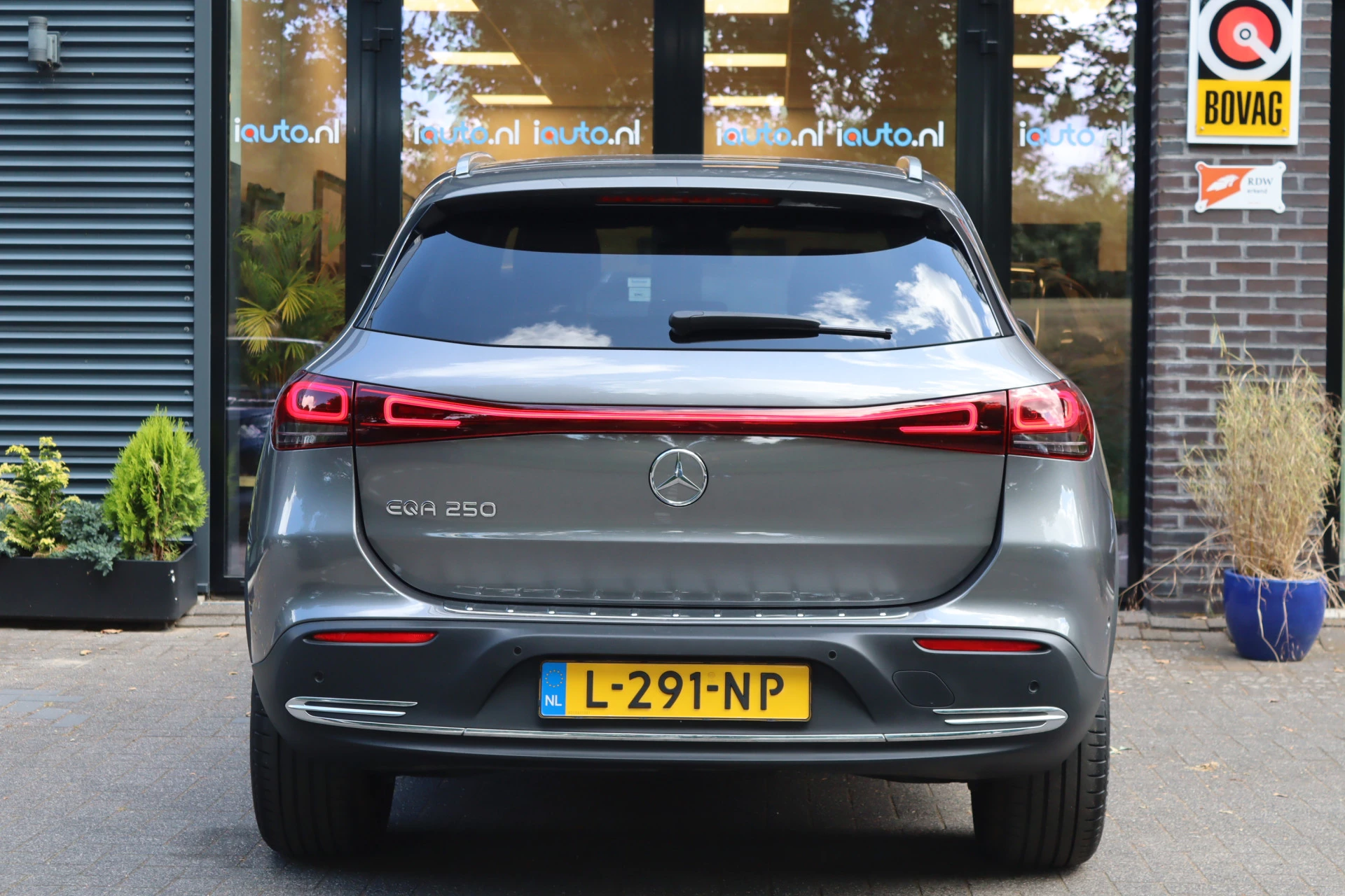 Hoofdafbeelding Mercedes-Benz EQA