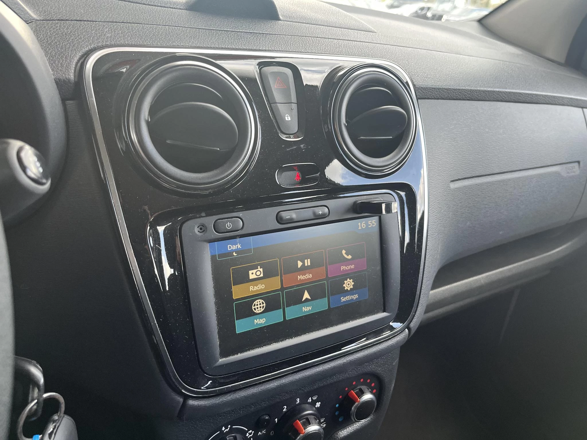 Hoofdafbeelding Dacia Lodgy