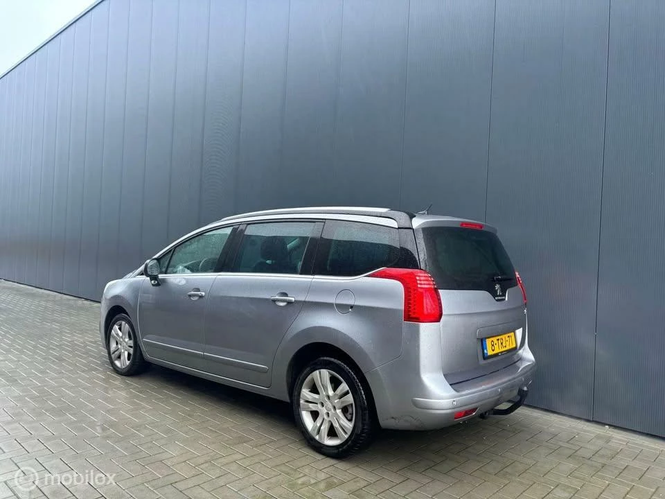 Hoofdafbeelding Peugeot 5008