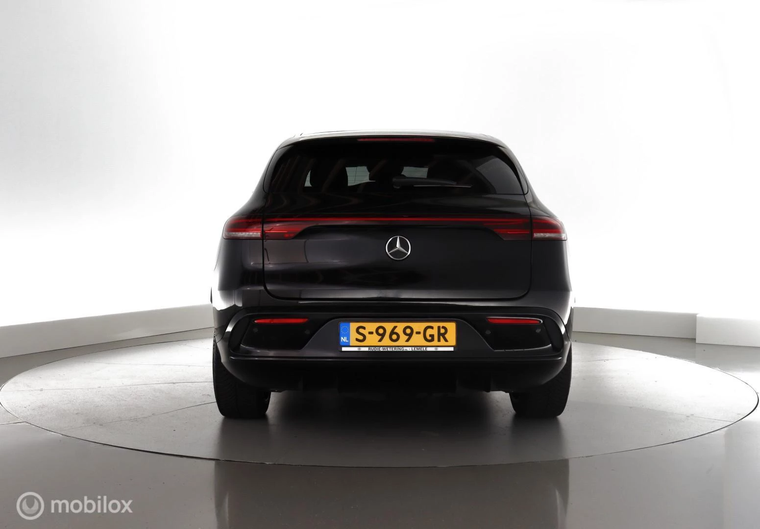 Hoofdafbeelding Mercedes-Benz EQC