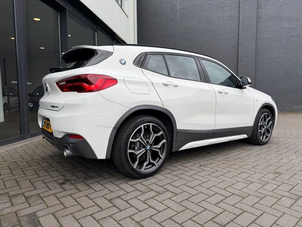 Hoofdafbeelding BMW X2