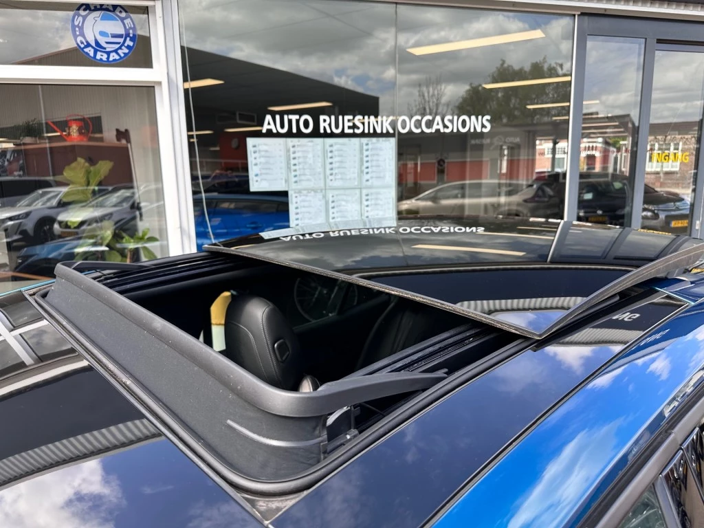 Hoofdafbeelding Peugeot 408