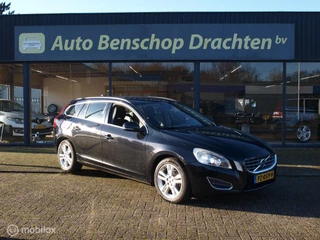Volvo V60 2.4 D5 215pk Xenon Standkachel Navi Stoelverw Pdc Trekhaak Clima Cruise