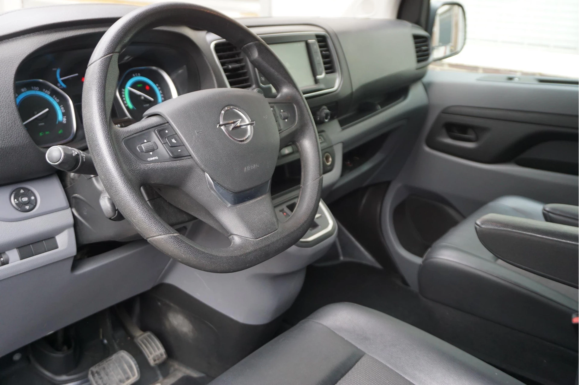 Hoofdafbeelding Opel Vivaro-e