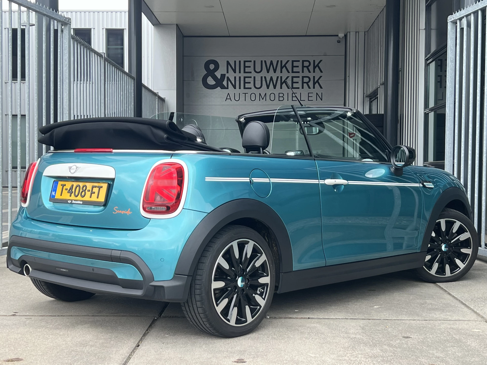 Hoofdafbeelding MINI Cooper Cabrio