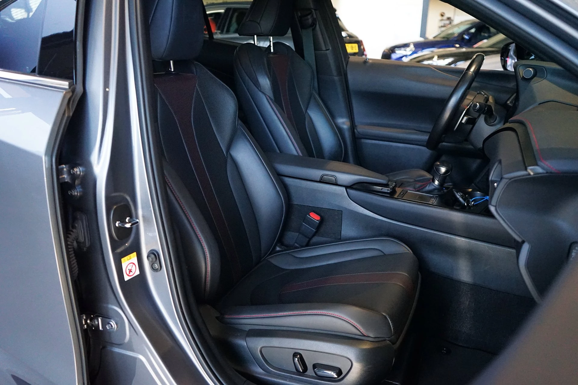 Hoofdafbeelding Lexus UX