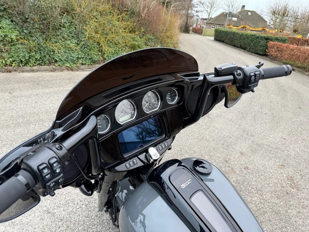 Hoofdafbeelding Harley-Davidson Street Glide