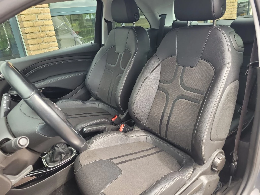 Hoofdafbeelding Opel ADAM