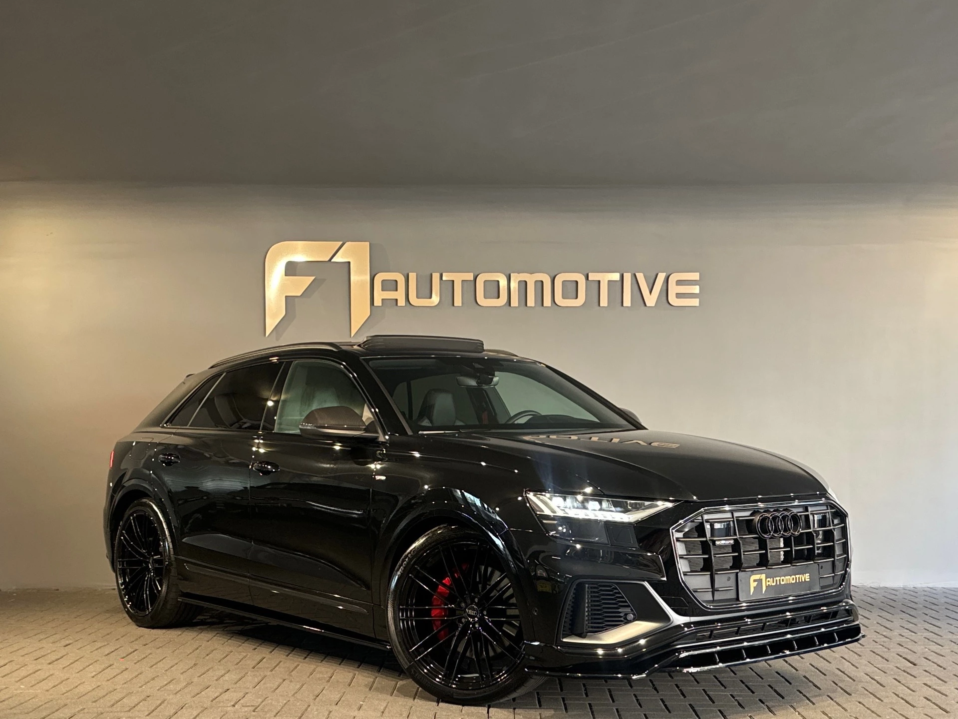 Hoofdafbeelding Audi Q8
