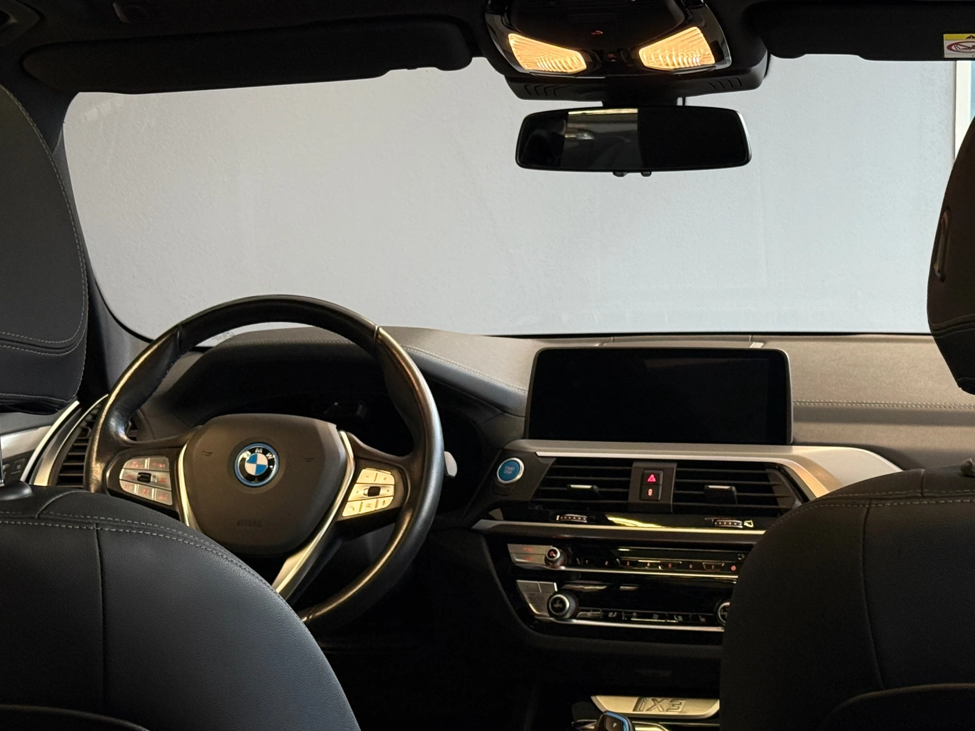 Hoofdafbeelding BMW iX3