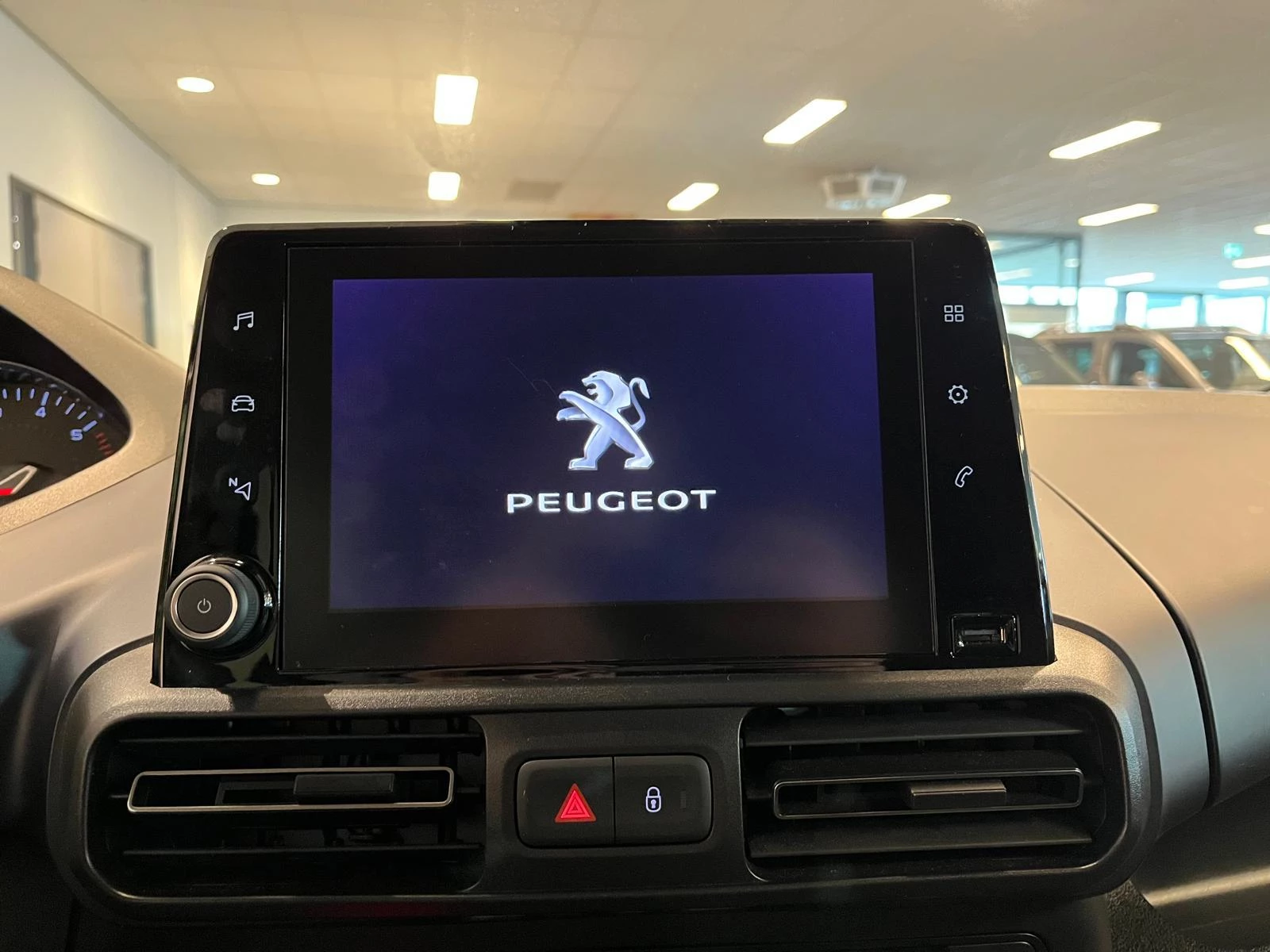 Hoofdafbeelding Peugeot Rifter
