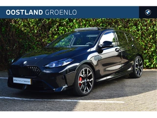 BMW 1 Serie 120 M Sport Automaat Demo / Panoramadak / M Sportstoelen / Adaptieve LED / M Adaptief onderstel / Comfort Access / Parking Assistant