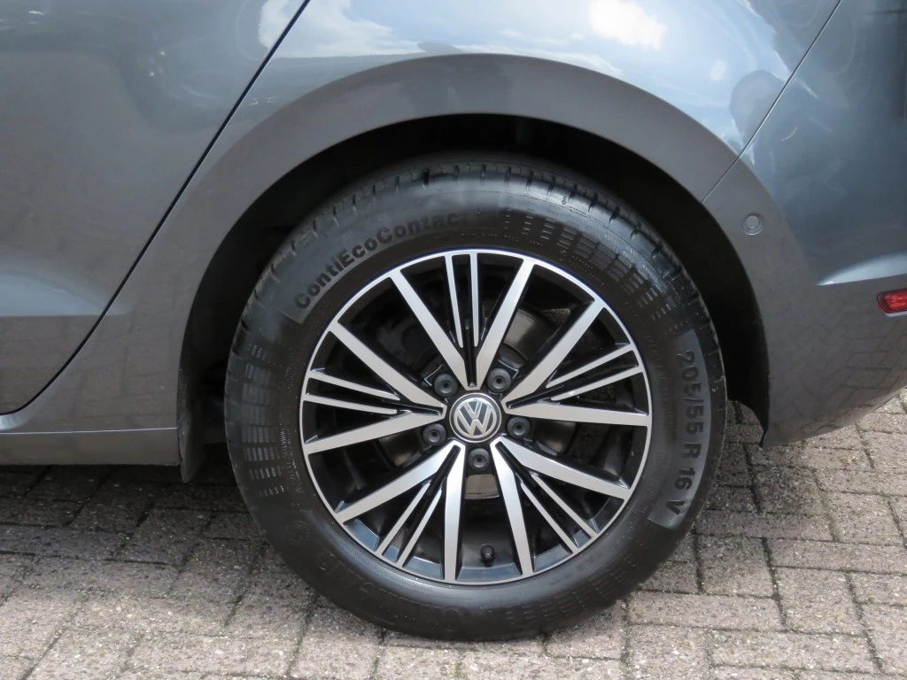Hoofdafbeelding Volkswagen Golf Sportsvan