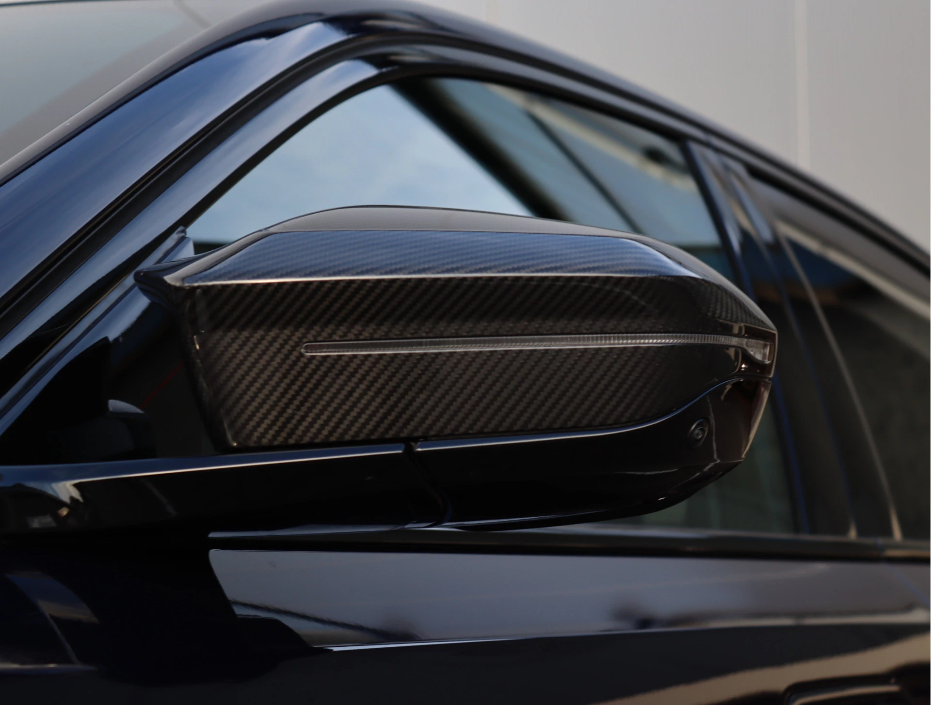 Hoofdafbeelding BMW i5