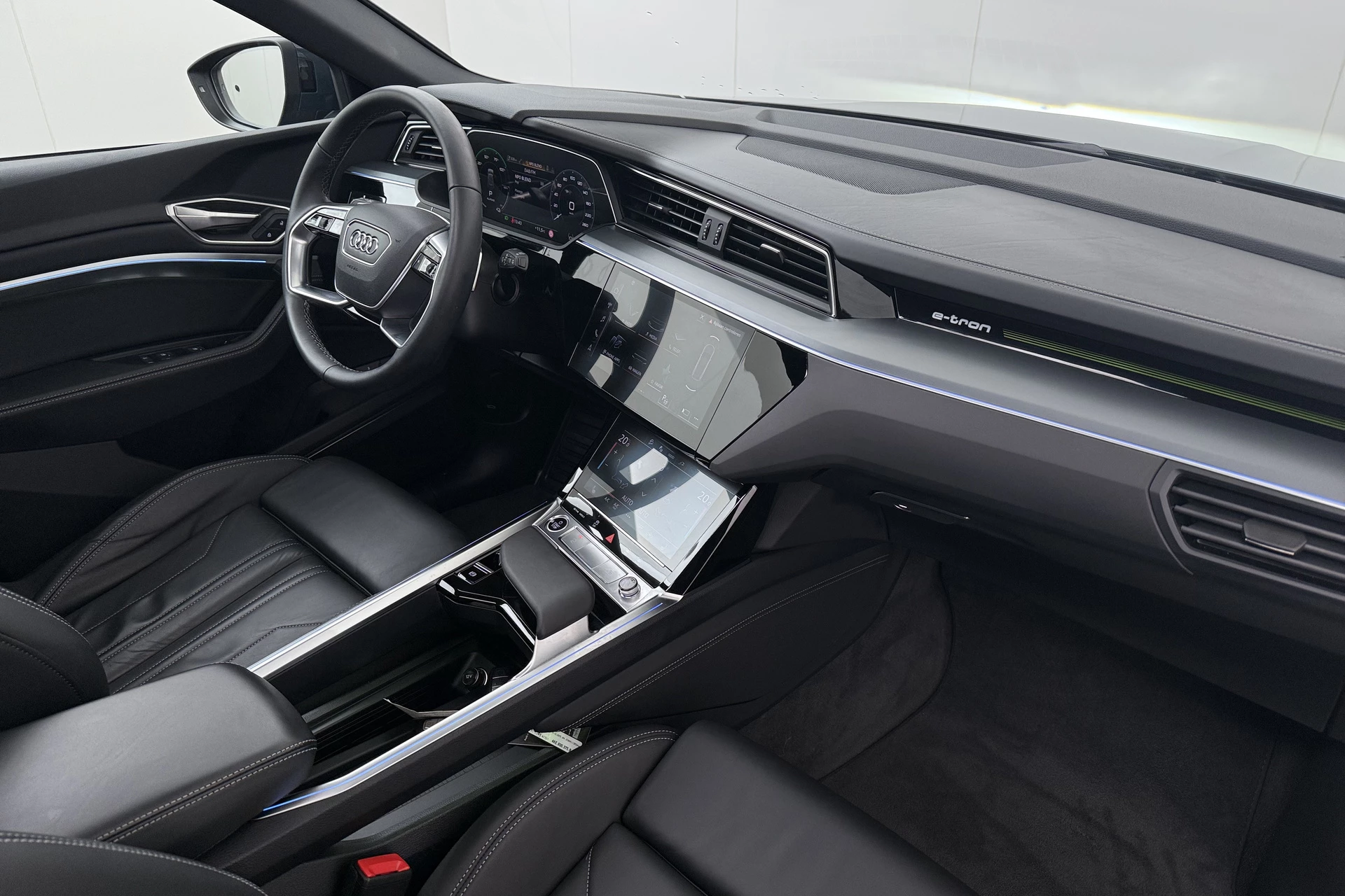 Hoofdafbeelding Audi Q8 e-tron