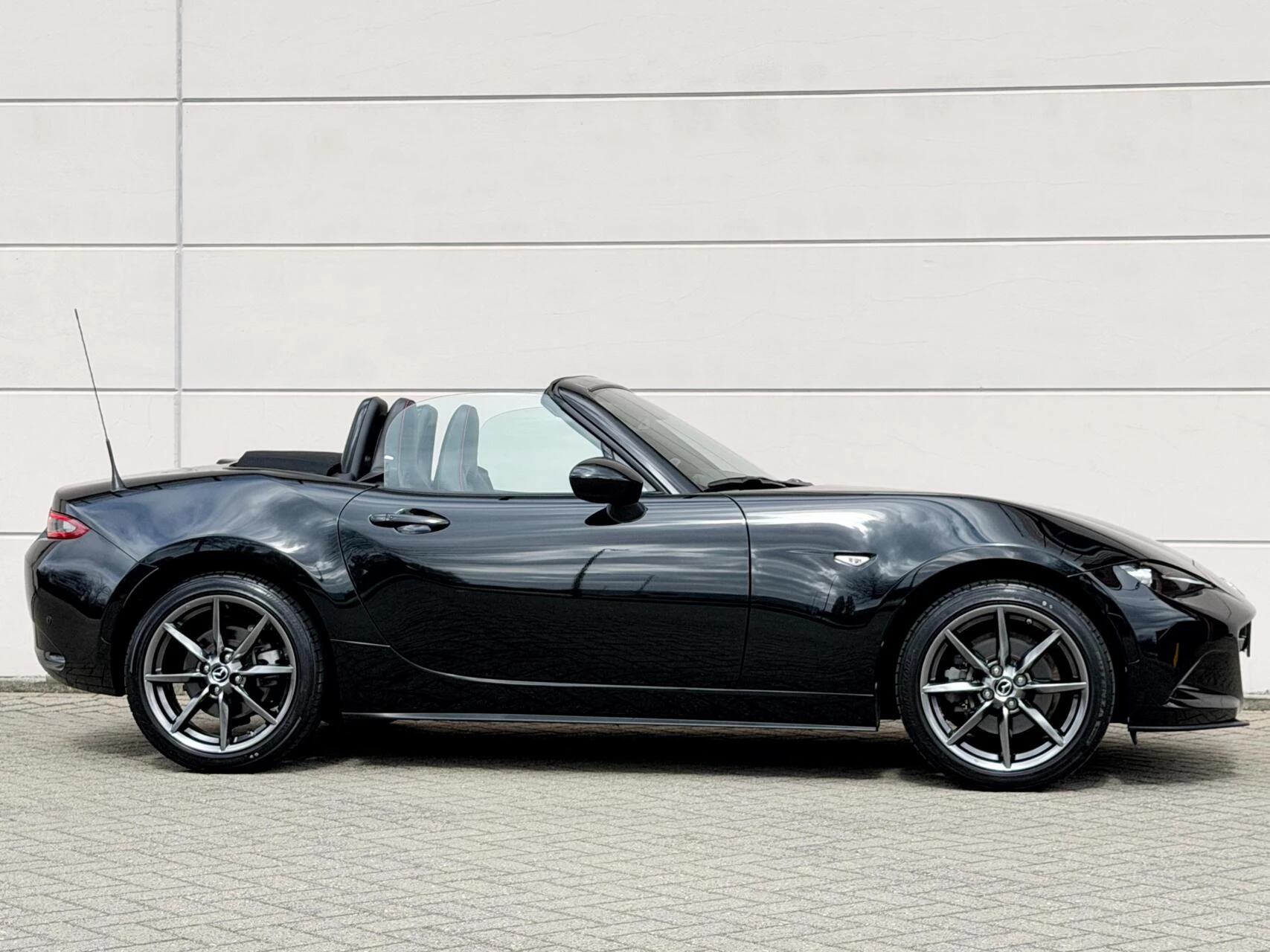 Hoofdafbeelding Mazda MX-5