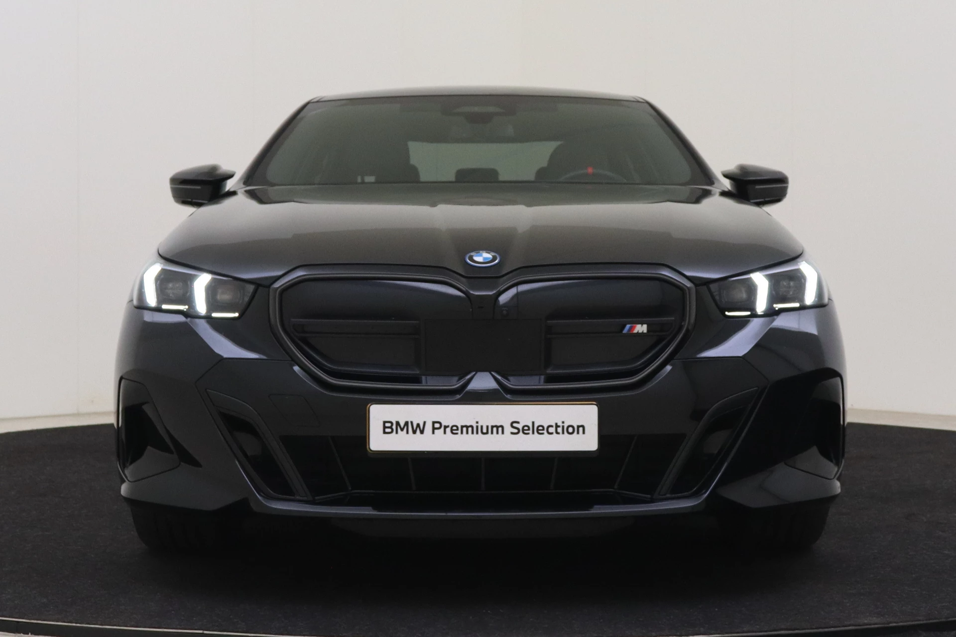 Hoofdafbeelding BMW i5