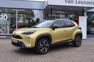 Toyota Yaris Cross 1.5 HYBRID LAUNCH EDITION NL-AUTO 1E EIGENAAR LEDEREN BEKLEDING DODEHOEKDETECTIE JBL STOEL&STUURVERW. PARK.SENSOREN V+A  ELEKTRISCHE ACHTER KLEP
