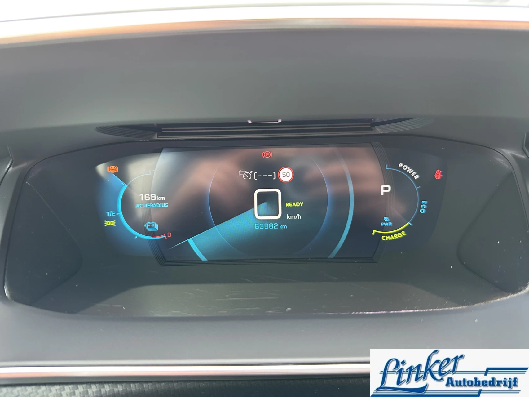 Hoofdafbeelding Peugeot e-208