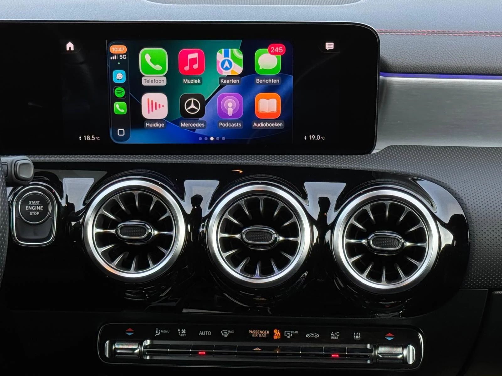 Hoofdafbeelding Mercedes-Benz CLA