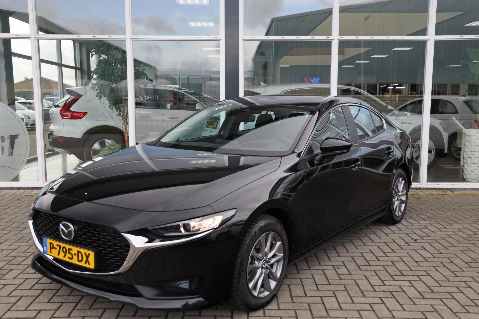 Hoofdafbeelding Mazda 3