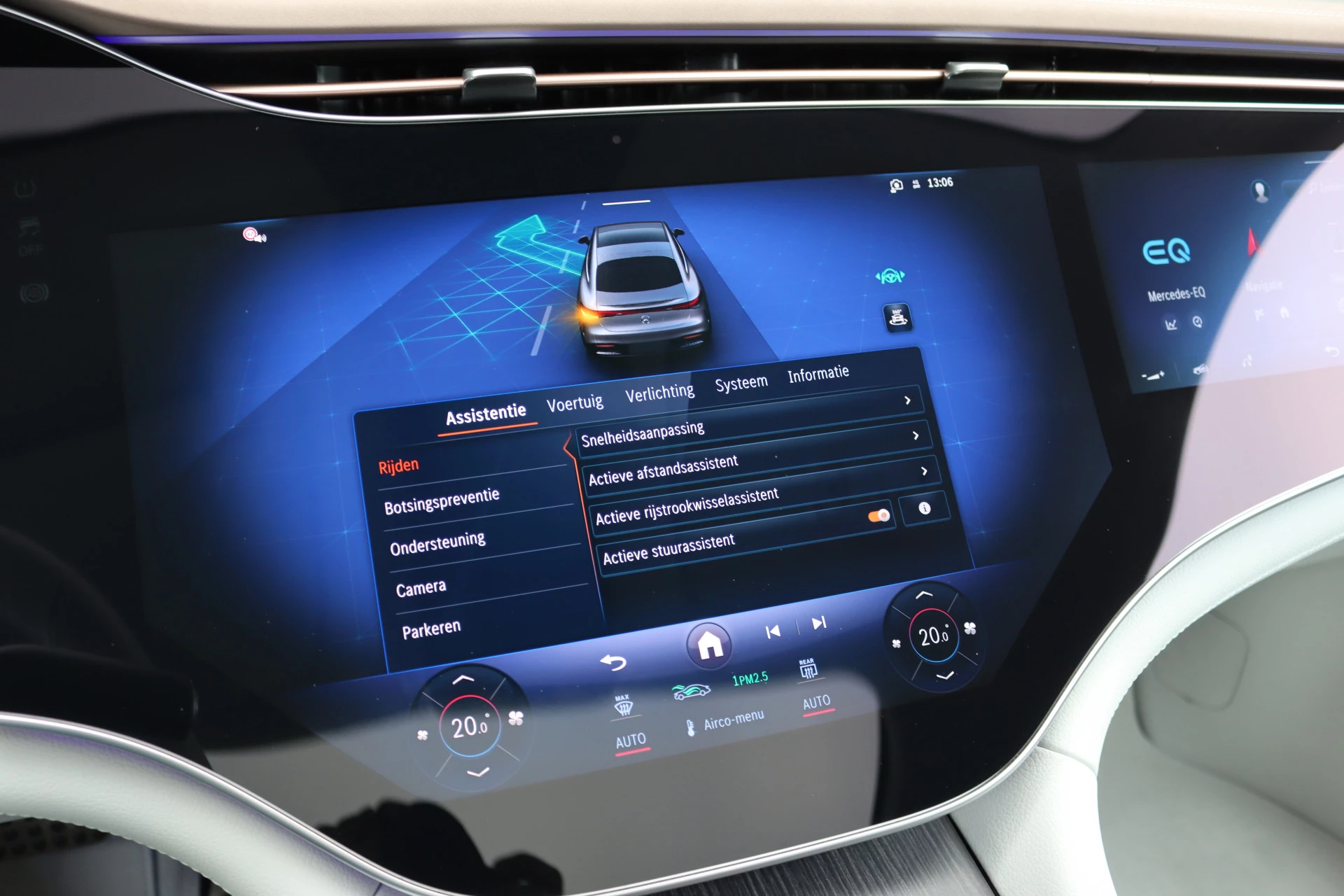 Hoofdafbeelding Mercedes-Benz EQS