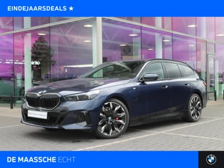 BMW 5 Serie Touring 530e M Sport Automat / Panoramadak / Trekhaak / Stoelventilatie / Adaptieve LED / Parking Assistant Plus / Comfort Access