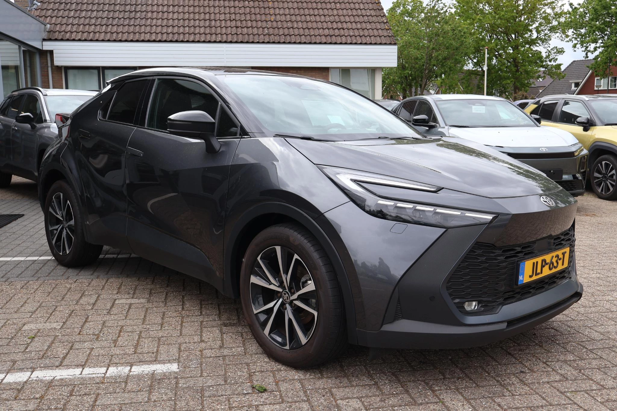 Hoofdafbeelding Toyota C-HR