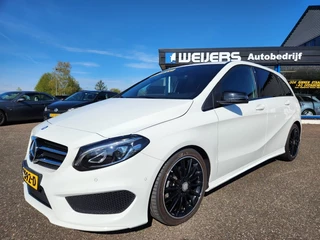 Hoofdafbeelding Mercedes-Benz B-Klasse Mercedes-Benz B-Klasse 180 AMG Night Edition Plus, Automaat, Navi, Trekhaak, 18 inch,